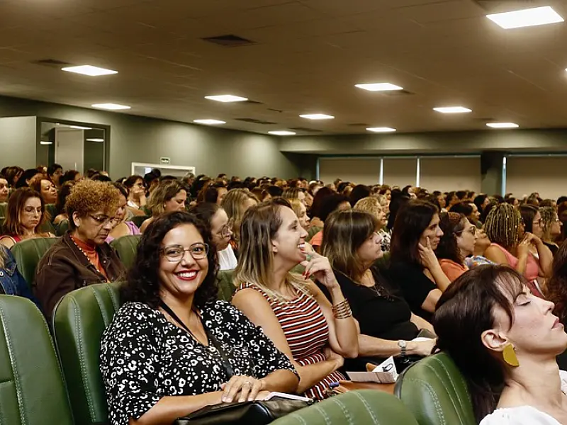 Guarujá reforça importância da avaliação escolar junto a mais de 1,5 mil professores