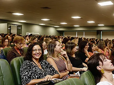 Guarujá reforça importância da avaliação escolar junto a mais de 1,5 mil professores