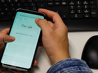 Seis em cada 10 escolas têm regras para uso do celular pelos alunos