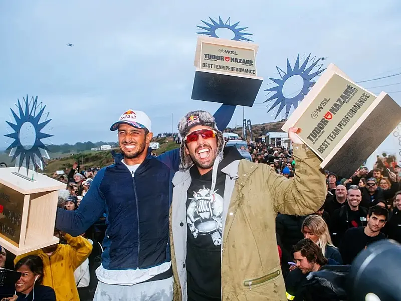 Ex-BBBs, Chumbo e Scooby vencem campeonato de ondas gigantes em Nazaré