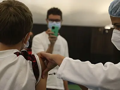 Brasil recebe mais 1,6 milhão de doses pediátricas da Pfizer