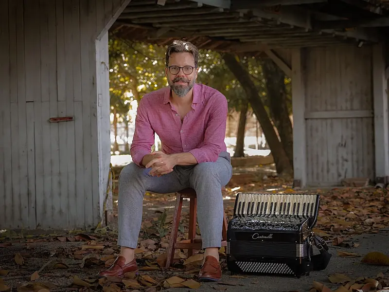 Músico de Santos lança disco sobre memórias