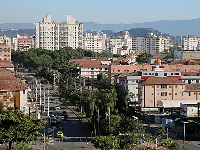 Estudo e base de dados inédita revelam o perfil da produção imobiliária em Santos