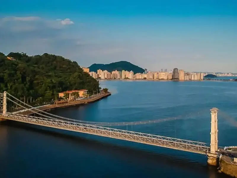Obras na ciclovia da Av Tupiniquins interditam trânsito na Ponte Pênsil parcialmente