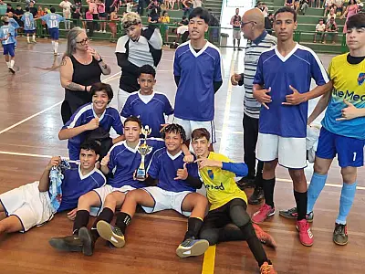 Final da 2ª Copa de Futsal das escolas municipais de Santos agita estudantes