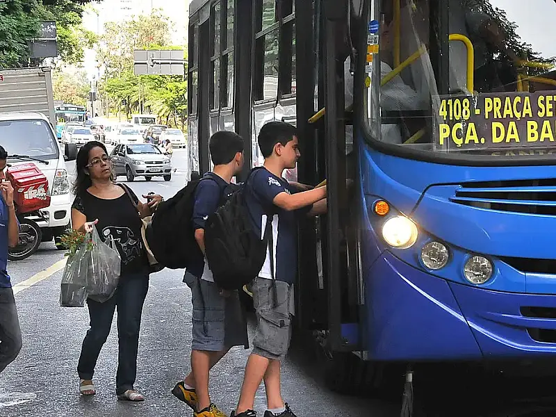 Tarifa zero aumenta número de passageiros, mostra estudo
