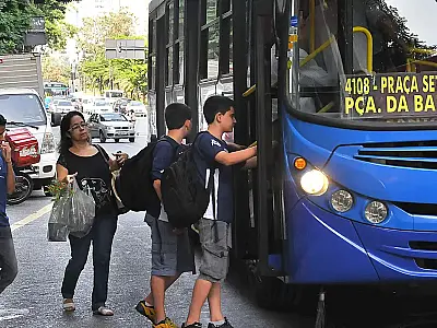 Tarifa zero aumenta número de passageiros, mostra estudo