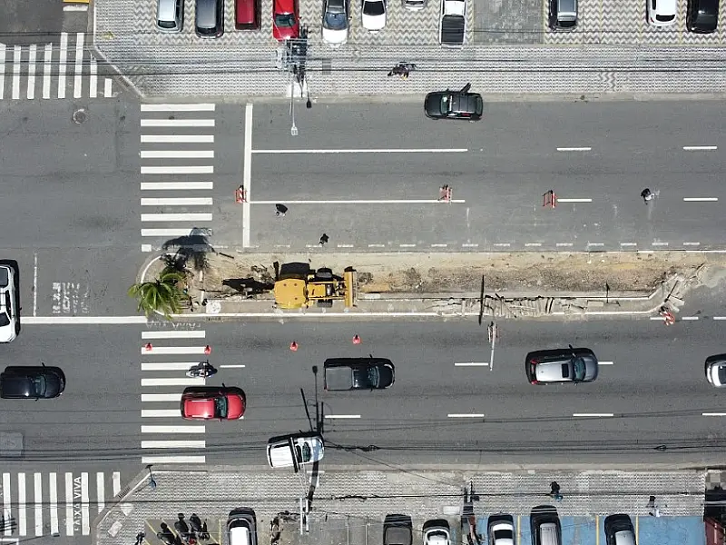 Obras na Avenida Presidente Wilson são realizadas para melhorar fluxo de trânsito