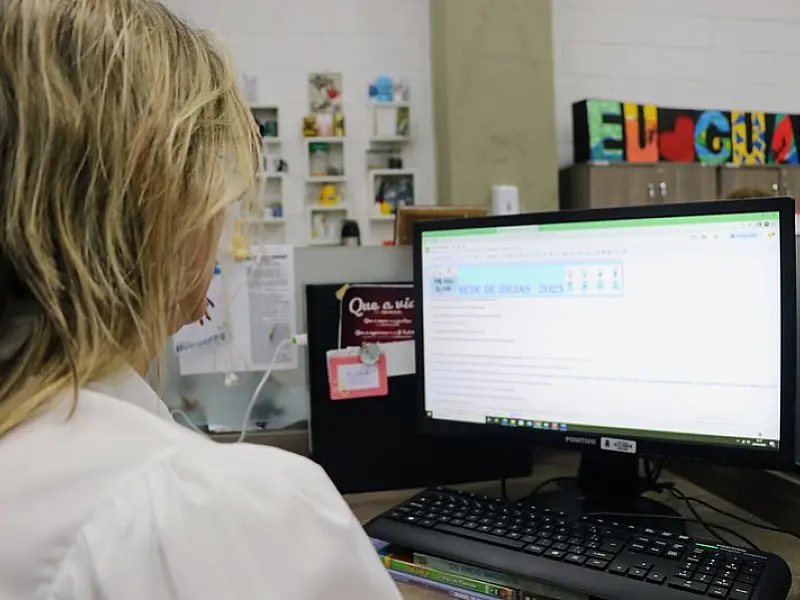 Em Guarujá, ferramenta digital norteia ações da educação infantil