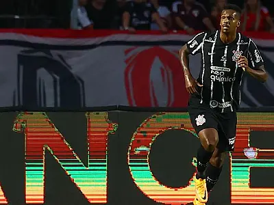 Jô relata que bar barrou esposa e filhos por usarem camisas do Corinthians
