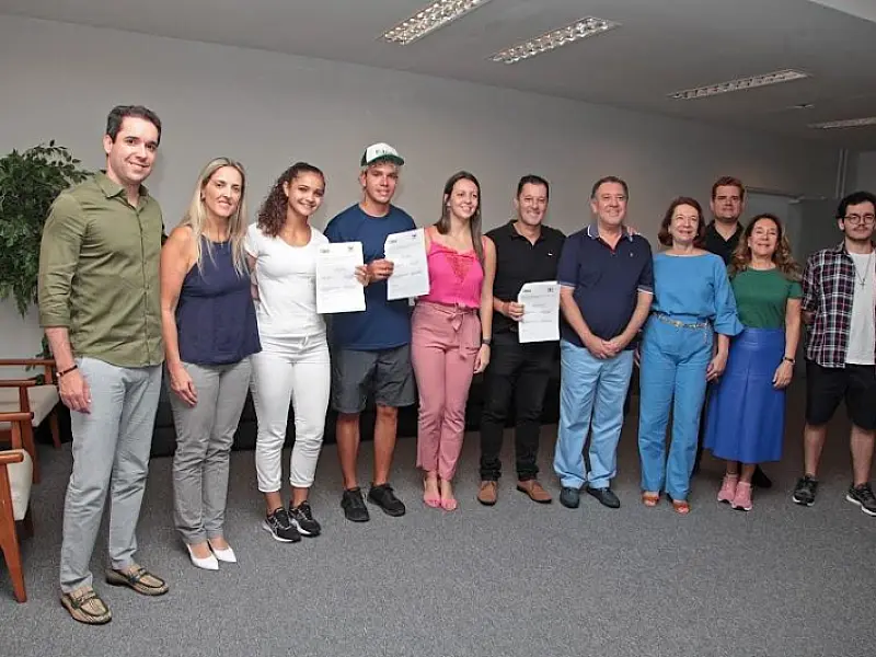Fupes e universidade santista renovam parceria para atendimento em fisioterapia