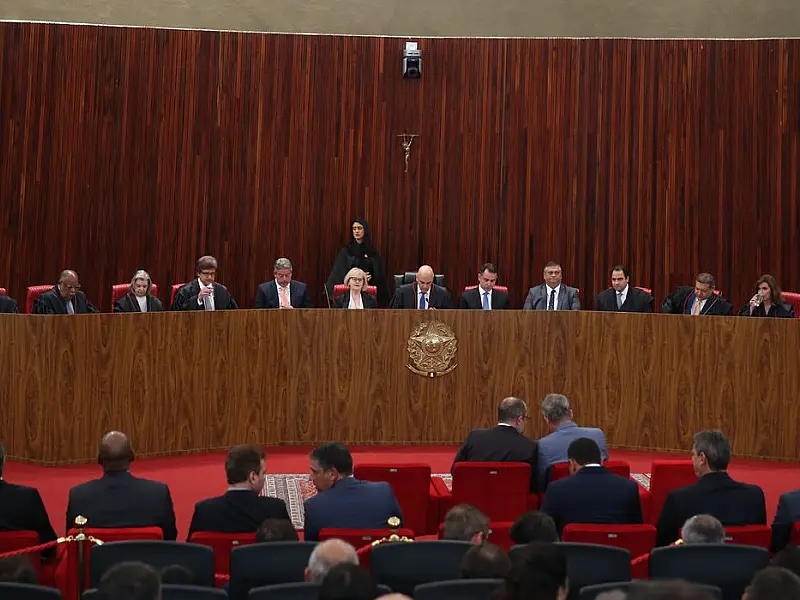 TSE empossa dois ministros indicados por Lula