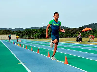 Atletismo do Time PG conquista onze vagas para fase final dos Jogos da Juventude