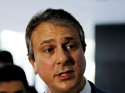Governo quer retomar obras paralisadas na Educação, diz ministro