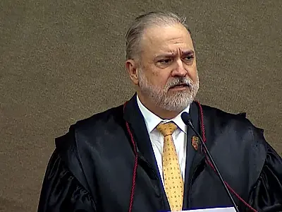 Aras faz último discurso no STF como procurador-geral da República