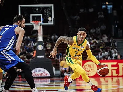 Basquete: alvo de racismo na Espanha, Yago Mateus enaltece Vini Jr.