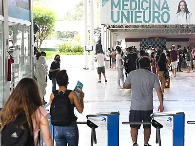 Saiba como as notas Enem podem ser usadas no Brasil e no exterior