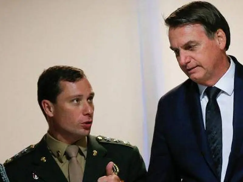 Bolsonaro diz sem citar Cid que irá à Justiça contra qualquer manifestação caluniosa