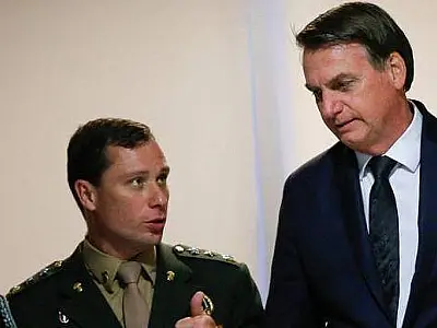 Bolsonaro diz sem citar Cid que irá à Justiça contra qualquer manifestação caluniosa