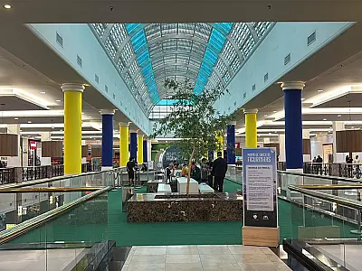 Ponto de troca de figurinhas do Praiamar Shopping é prorrogado até o dia 2 de agosto