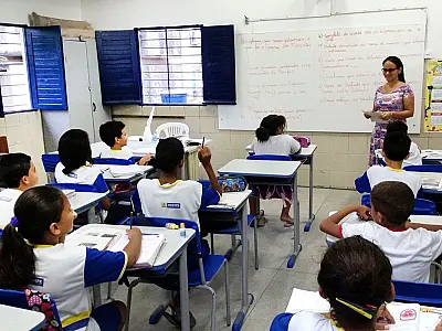 Maioria dos futuros professores não conclui estágio em escolas