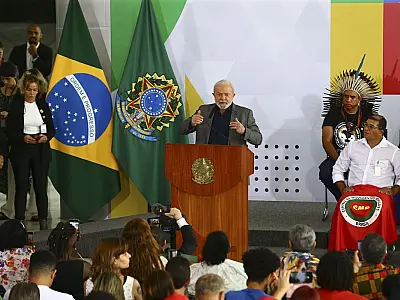 Presidente assina decreto que cria o Conselho de Participação Social
