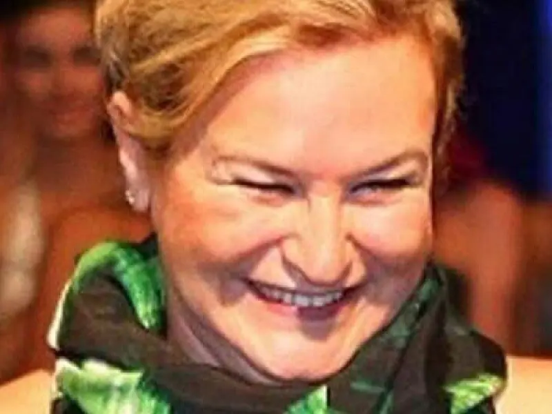 Morre em Santos a estilista Ana Salgueirosa, referência em moda na região