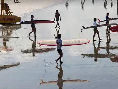 Santos recebe nova etapa do Circuito Trasmontano de Longboard com atletas de todas as idades