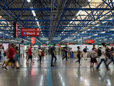 Metrô de SP alerta para golpes de desapropriação de imóveis
