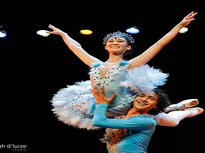 Ballet Ana Rennó encerra ano com apresentação no Brisamar Shopping nesta terça-feira (10)