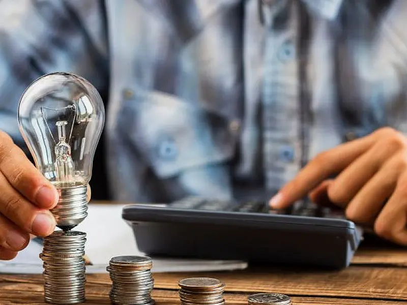 Concessionária de energia devolve a clientes mais de R$ 220 mil cobrados indevidamente