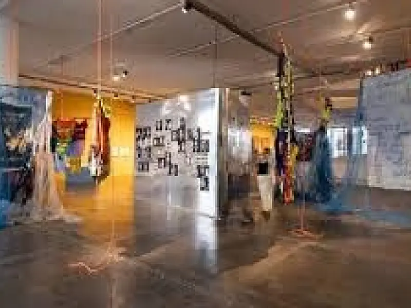 Itinerância da 36ª Bienal de São Paulo chega a Santos, em parceria com o Sesc