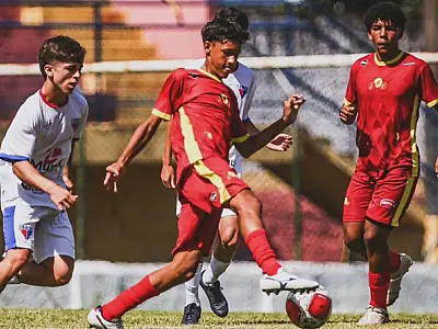 Revelado na base do Jabaquara, atacante Wesley é contratado pelo Barra de Santa Catarina