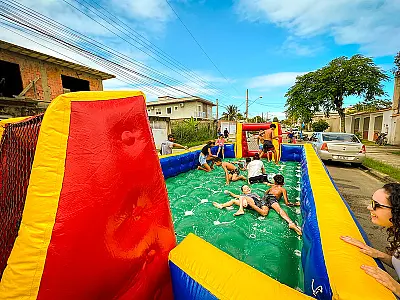 Bairro Chácaras recebe o projeto Ruas e Praças de Lazer com muitas brincadeiras no domingo