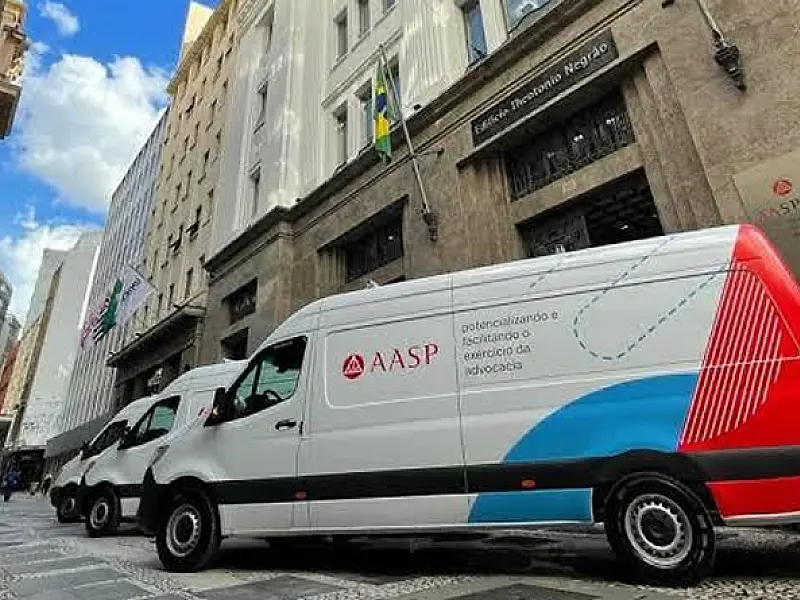 Unidade Móvel da AASP oferece serviços gratuitos aos advogados de Bertioga, em São Paulo