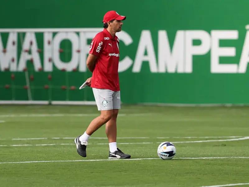 Abel e Gómez se isolam como os maiores campeões da história alviverde