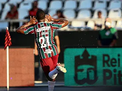 Fluminense é letal e supera Flamengo no clássico