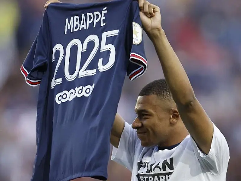PSG paga a Mbappé o mesmo valor dos elencos de Flamengo e Palmeiras somados