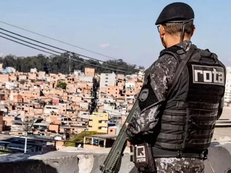 Moradores deixam Guarujá por medo da PM após 30 dias de Operação Escudo