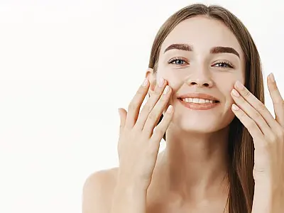 Como criar uma rotina de skincare eficiente e com poucos produtos