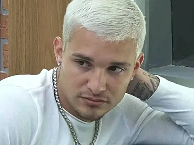 Justiça condena MC Gui a pagar R$ 12 mil por danos morais a motorista de aplicativo