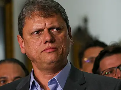 Tarcísio é denunciado à ONU por operações letais em São Paulo