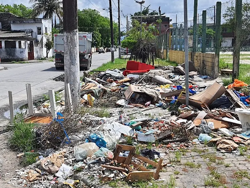 Ação da Prefeitura de São Vicente retira 378 toneladas de resíduos das ruas de São Vicente