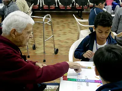 Programa sensibiliza cerca de mil alunos da rede municipal de Santos para a longevidade