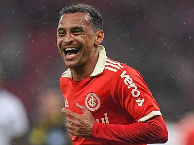 Alan Patrick leva Internacional à vitória na Copa do Brasil
