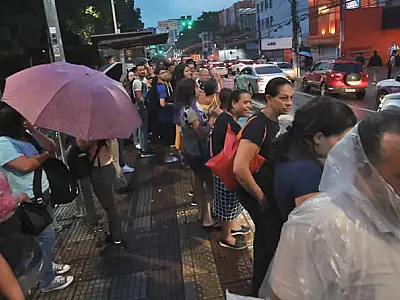 Chuva de sábado em cidades paulistas supera o previsto para todo o mês
