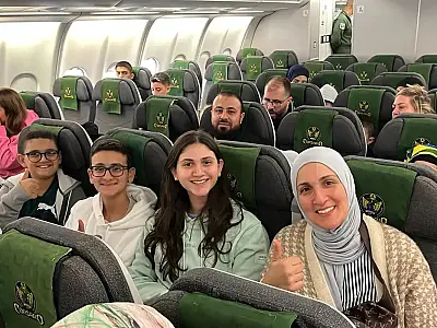 Com 227 resgatados, voo da FAB deixa o Líbano rumo a São Paulo