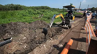 Obras para ampliar abastecimento de água e saneamento básico avançam em Praia Grande