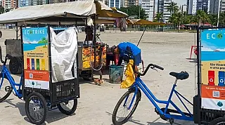 São Vicente recolhe mais de 7 toneladas de recicláveis com triciclos adaptados