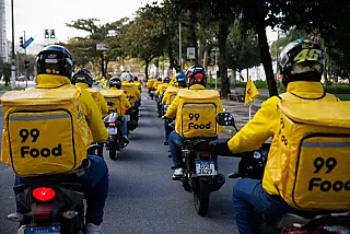 Entregadores parceiros da 99Food na Baixada Santista podem alcançar ganhos acima da média nacional